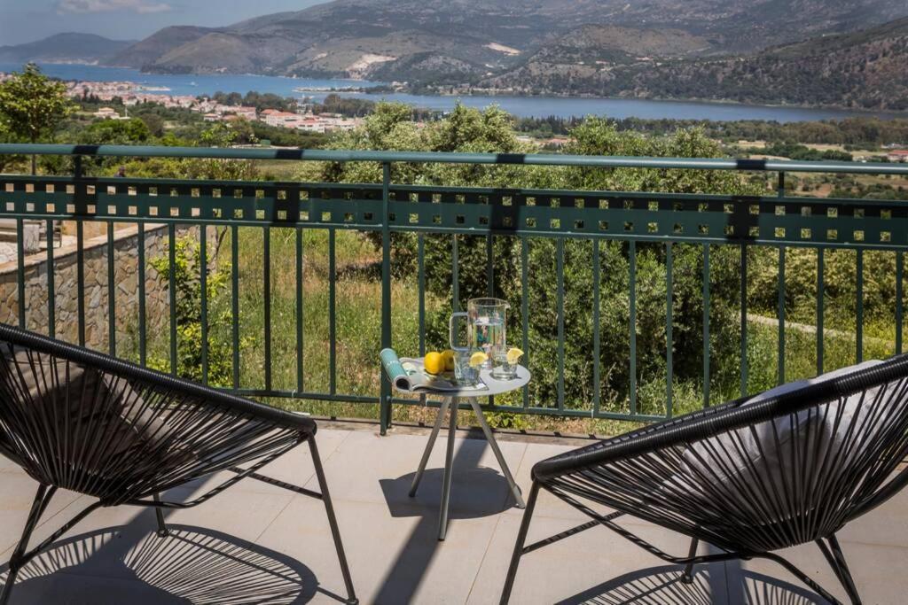 הוילה Khelmáta Peaceful House With An Awesome View מראה חיצוני תמונה