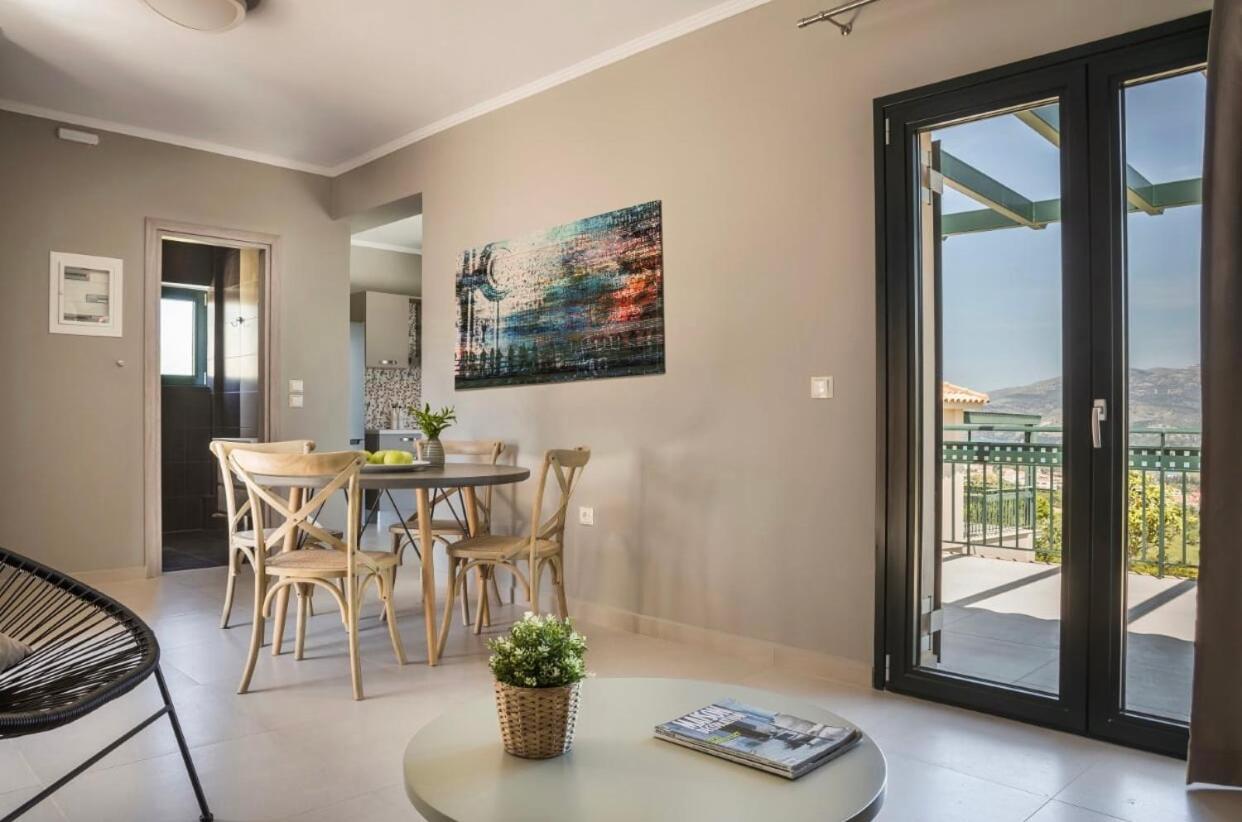הוילה Khelmáta Peaceful House With An Awesome View מראה חיצוני תמונה