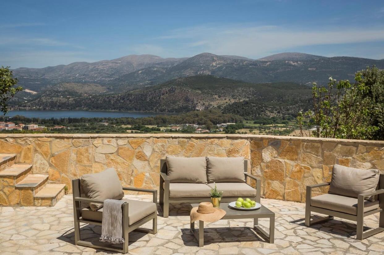 הוילה Khelmáta Peaceful House With An Awesome View מראה חיצוני תמונה